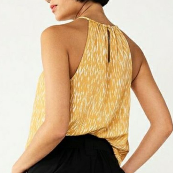 NWT Nine West Yellow Pattern Key Hole Tank - Picture 8 of 8